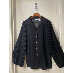 Elegant Simonton Says Shear Pleated Shirt NWT